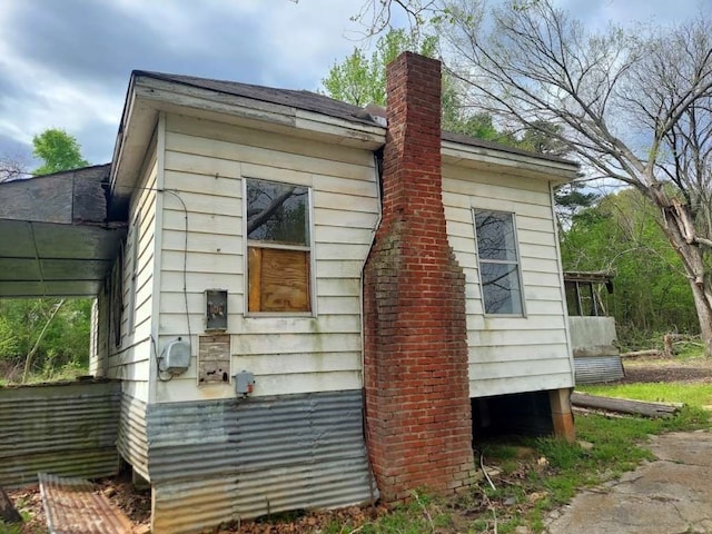 view of property exterior