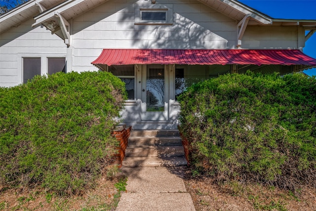 view of entrance to property