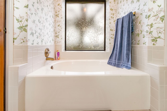 bathroom featuring a bathing tub