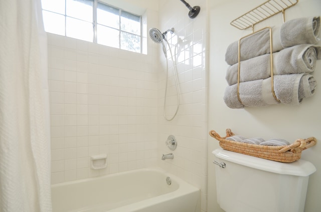 bathroom featuring shower / bathtub combination with curtain