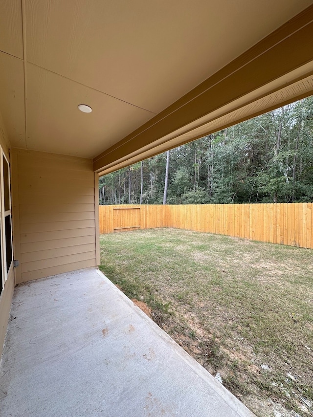 view of yard with a patio area