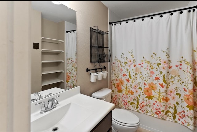 full bathroom featuring vanity, toilet, and shower / tub combo with curtain