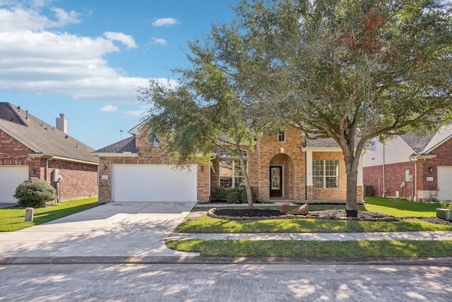 view of front of home with a front lawn