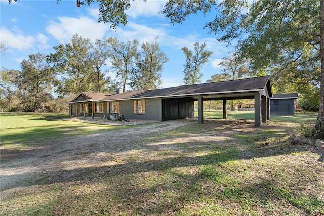 exterior space featuring a front lawn