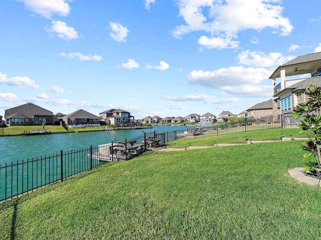 view of yard featuring a water view