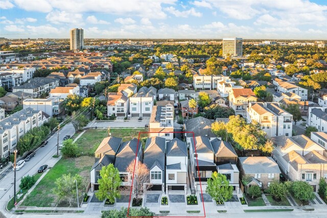 birds eye view of property featuring a residential view