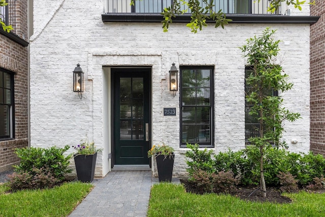 7523 Cuadro Ln, Houston, TX 77055 - view of doorway to property
