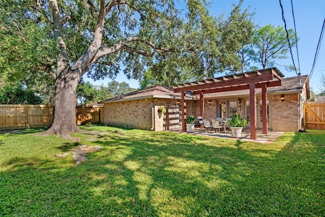 view of yard featuring a pergola and a patio