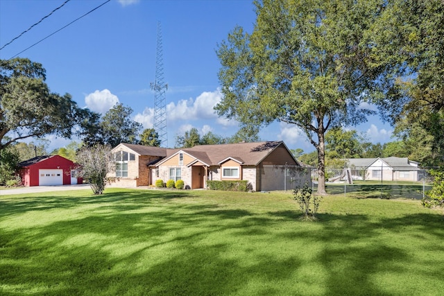 single story home featuring a front yard