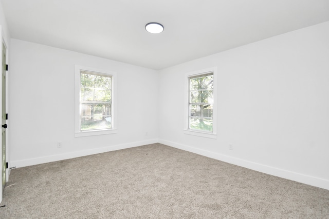 view of carpeted spare room