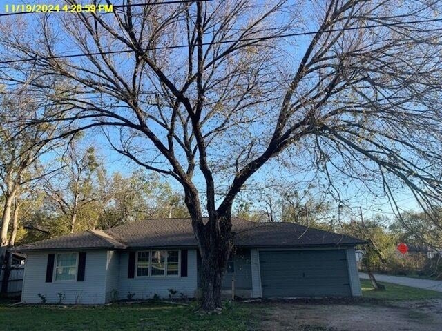 612 E 8th St, Kemp TX, 75143, 3 bedrooms, 1.5 baths house for sale