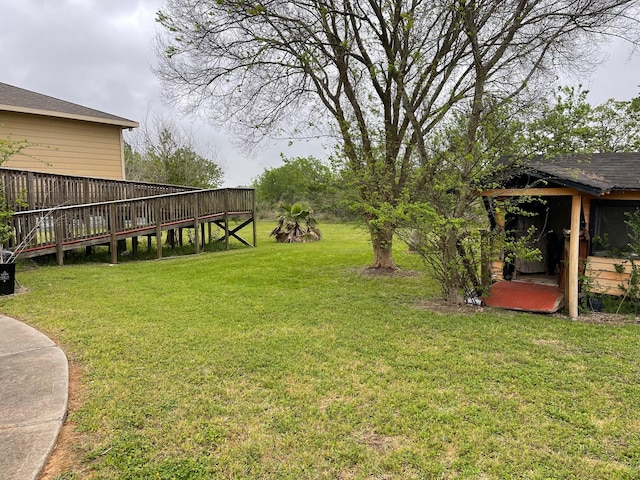 315 20th St, San Leon, TX 77539 - view of green lawn