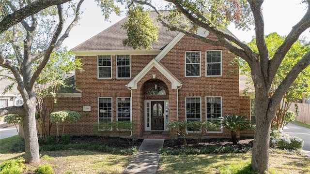 view of front of house featuring a front yard