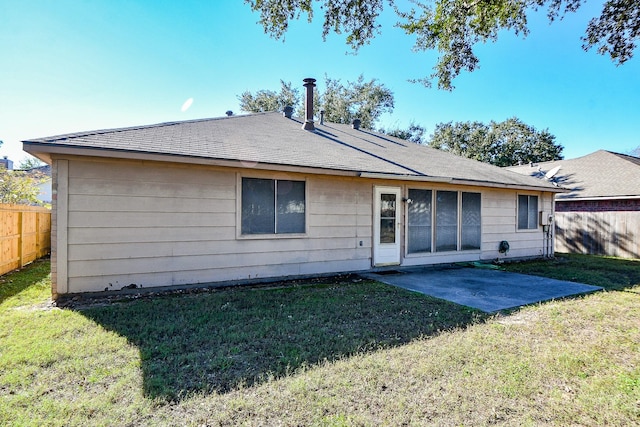 1014 Northside Dr, Houston, TX 77073 - rear view of house with a patio area
