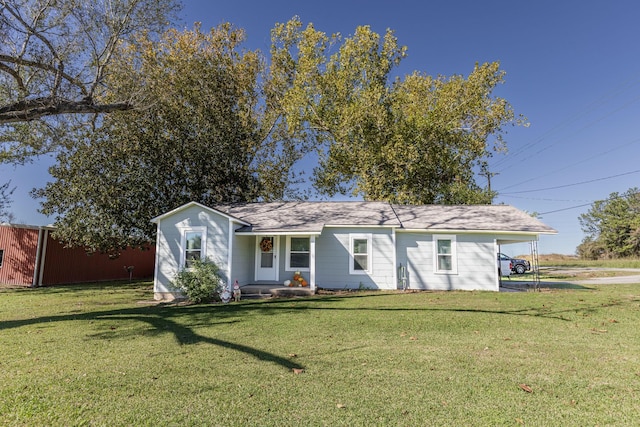 view of front of property with a front yard