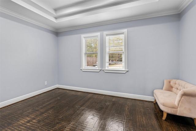 empty room with crown molding