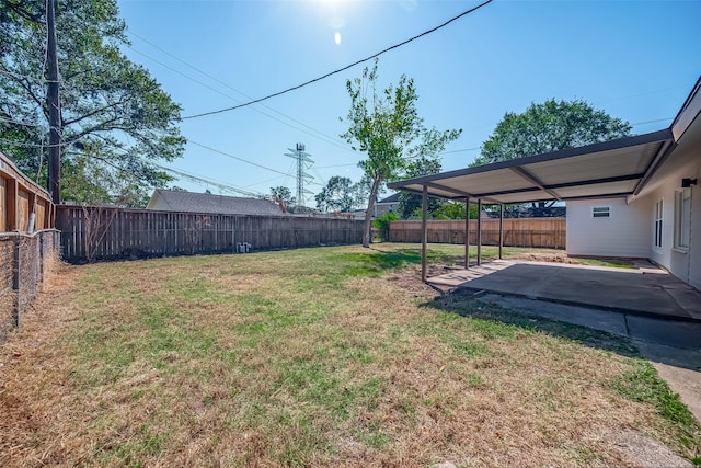 view of yard with a patio area