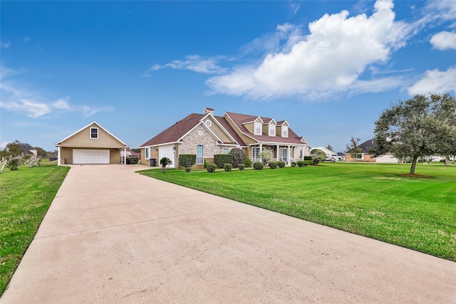 view of front of home featuring a front yard