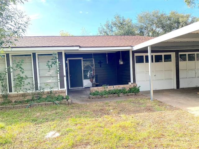 single story home with a garage