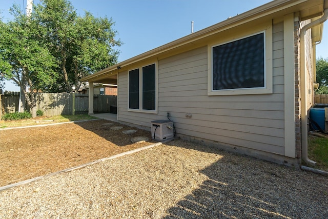 view of home's exterior