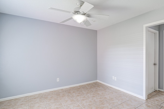 unfurnished room featuring ceiling fan