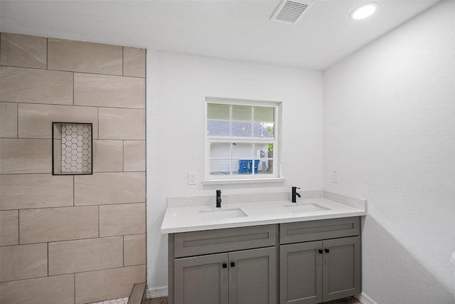 bathroom with vanity