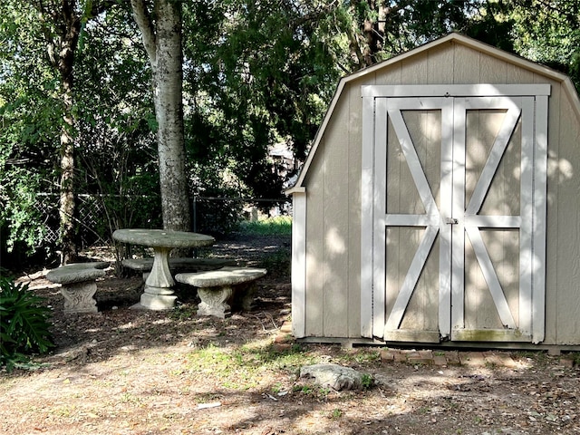 view of outbuilding