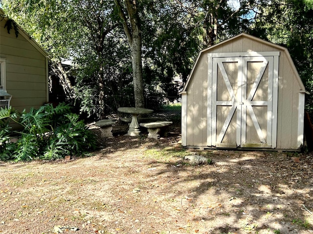 view of outbuilding