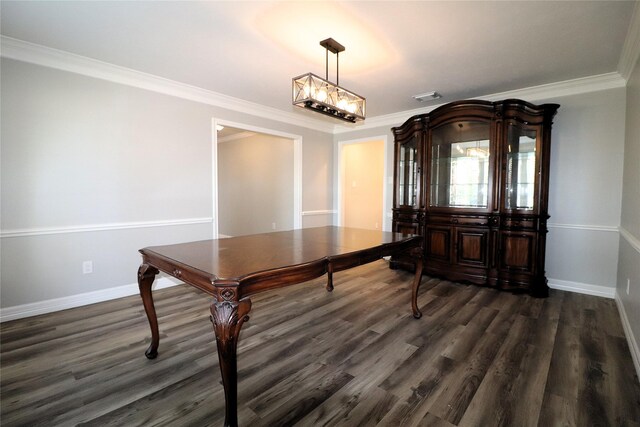 2304 Eagles Way, Pearland, TX 77581 - office space featuring dark wood finished floors, baseboards, ornamental molding, and a chandelier
