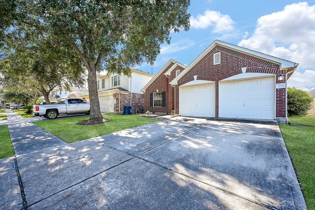 1727 Mickle Creek Dr, Houston, TX 77049 - photo 2