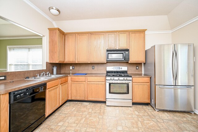 1727 Mickle Creek Dr, Houston, TX 77049 - photo 16