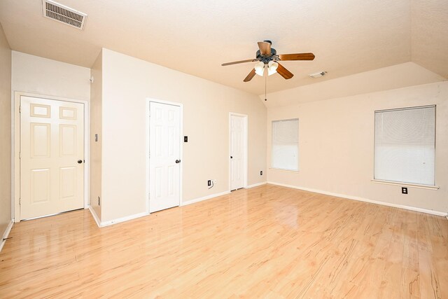 1727 Mickle Creek Dr, Houston, TX 77049 - photo 24