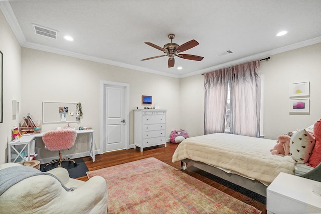 bedroom with ceiling fan, crown molding, and dark hardwood / wood-style floors