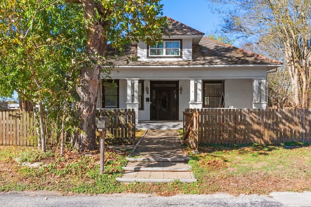 view of front facade featuring a porch