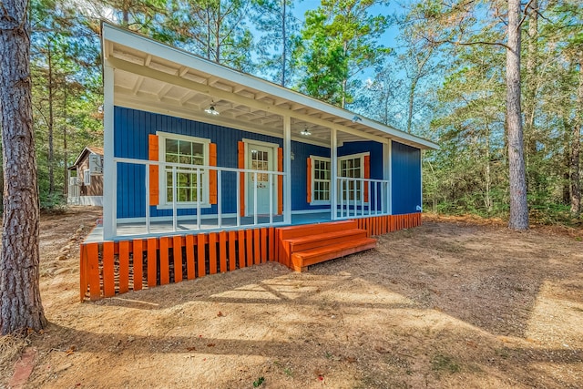 view of front of house with a porch