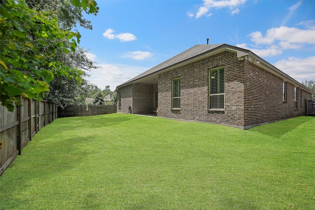 exterior space with a lawn