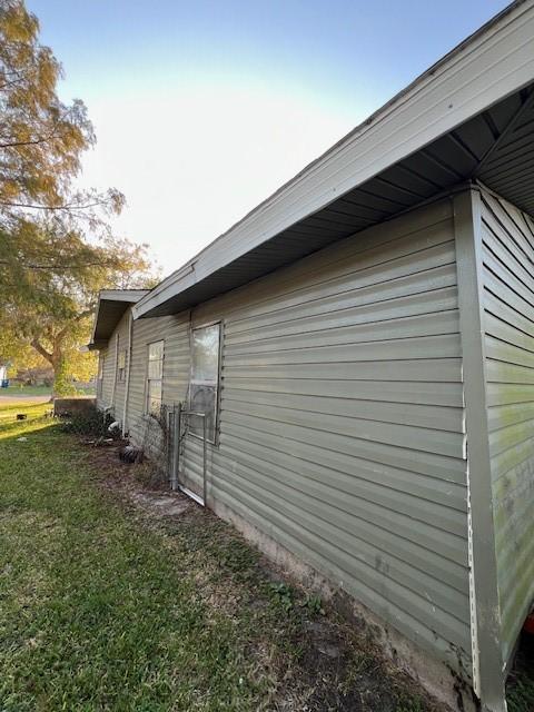 508 Ridgecrest Dr, Port Lavaca, TX 77979 - photo 4