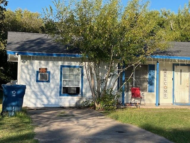 416 Fairmont St, Port Lavaca, TX 77979 - photo 3