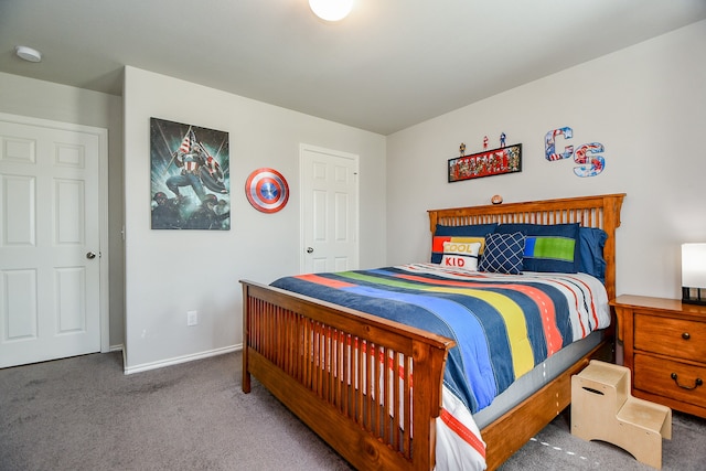 bedroom with carpet flooring