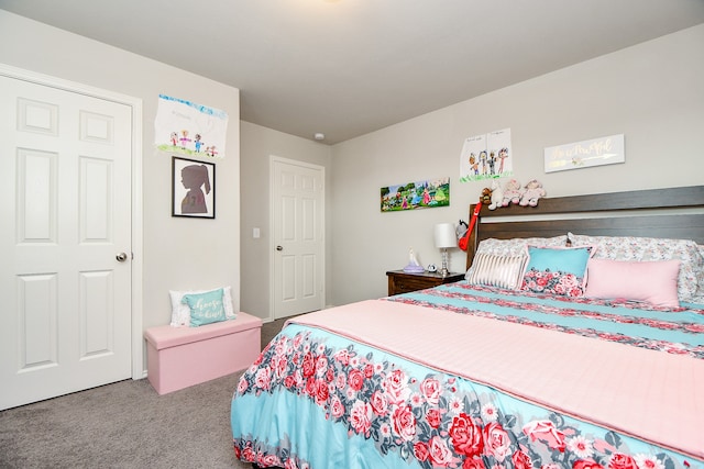 bedroom featuring carpet floors