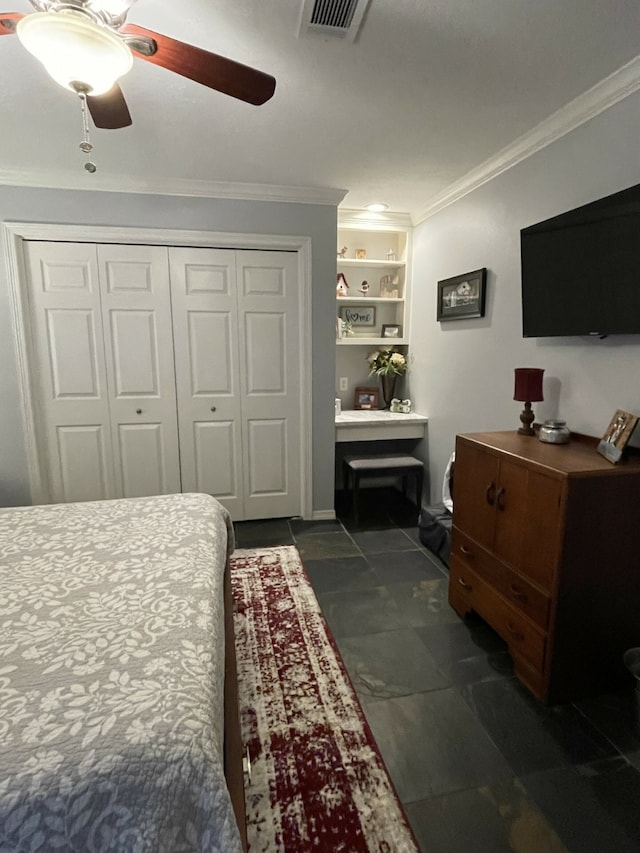 bedroom featuring ceiling fan, a closet, and ornamental molding