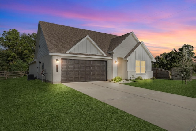 view of front of property with a lawn