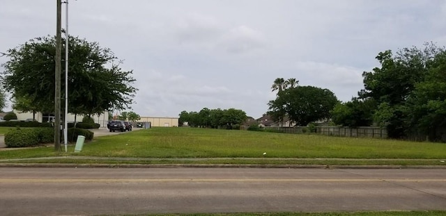 3637 Watters Rd, Pasadena, TX 77504