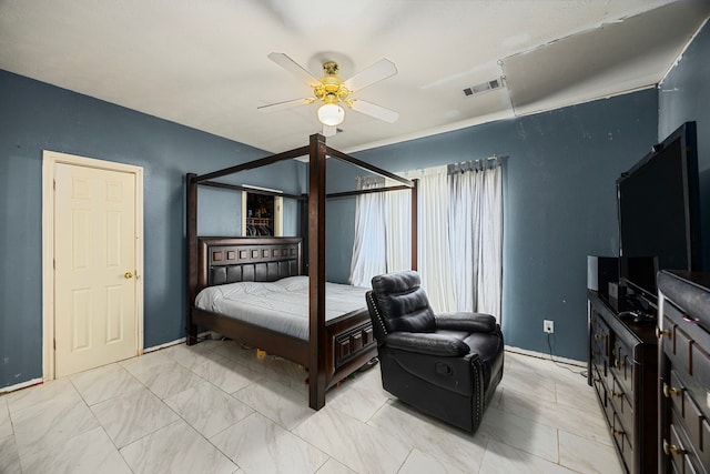 bedroom with ceiling fan