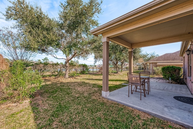 view of yard with a patio area