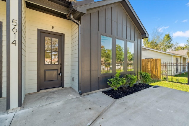 view of doorway to property