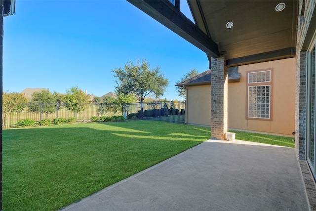 view of yard with a patio area