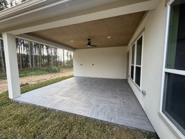 view of patio / terrace with ceiling fan