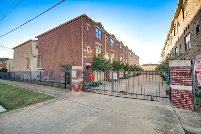 2710 Hullsmith Dr Unit 801, Houston, TX 77063 - gate featuring a fenced front yard