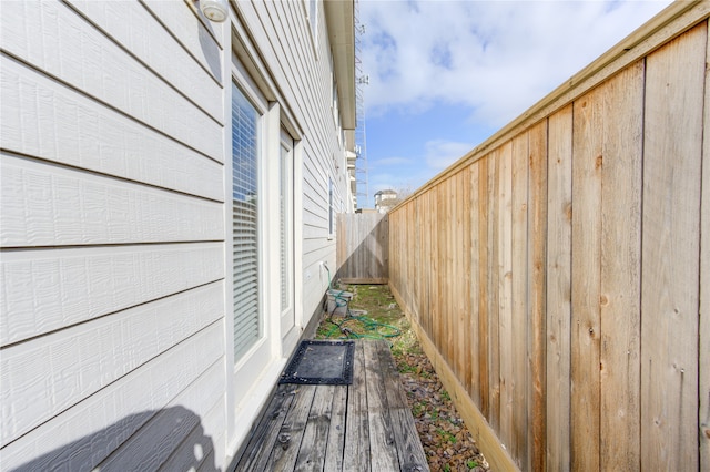 view of home's exterior